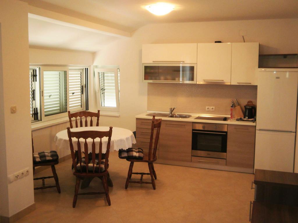 Apartments Lana And Lili Преко Стая снимка